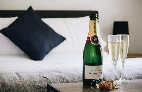 Bellbrae Apartment | Bells Beach Cottages