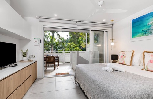 Belongil Apartment | Belongil Beach Pad Byron Bay