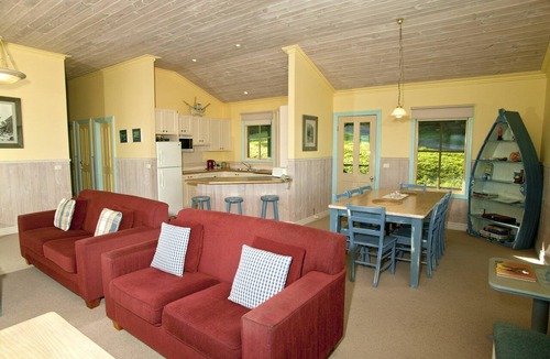 Wongarra House | Bennett's Beach House