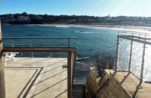 North Bondi Apartment | Best Ocean View in North Bondi - This is Beach life style living.