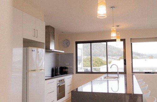 Bicheno Apartment | Bicheno Sands- space and the sea