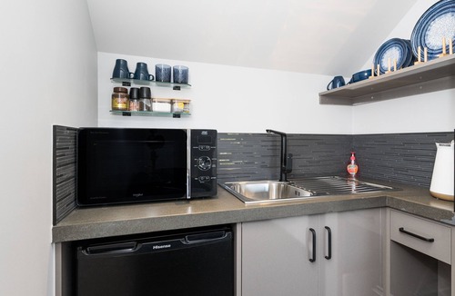 Wonthaggi Apartment | Bienvenida Apartments- (3) Hearts