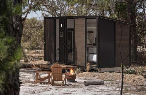 Black Range House | Bilby Park Escape 2 by Tiny Away