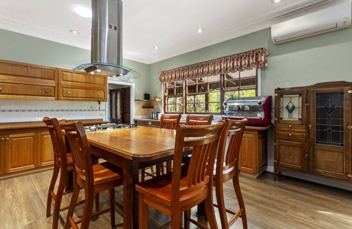 Wentworth Falls House | Birdstow – Spacious, peaceful Stay, Sleeps 10