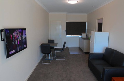 Blackwater Hotel | Black Rock Inn