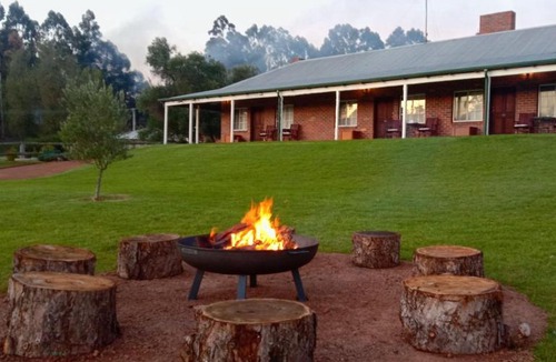 Mullalyup Hotel | Blackwood Valley Suites