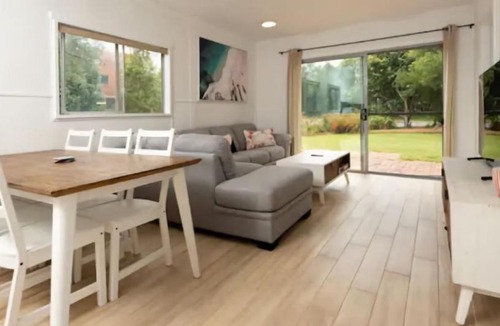 Broulee Apartment | Blissful Beachfront Apartment Broulee