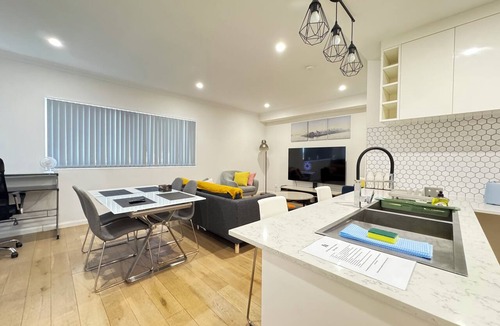 Kewdale Apartment | Blissful Modern Apartment