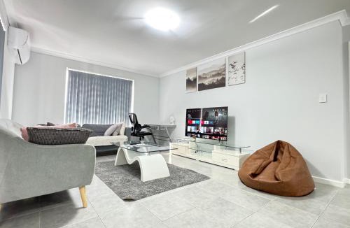 Gosnells House | Blissful Modern Home