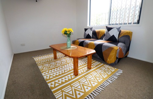 Bellmere House | BLK Stays Guest House Deluxe Back Unit Bellmere