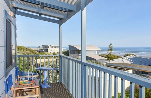 Middleton House | Blossom's Paradise Middleton Pet Friendly