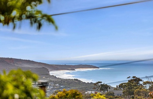 Anglesea House | Blue Water