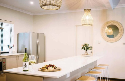 Margaret River House | Blue Wren—Chic & Spacious Country Pool House