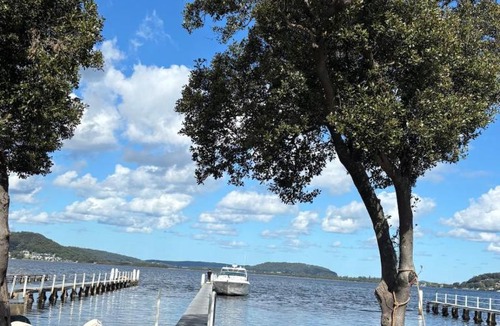 Tascott Villa | Bluewatersanctuary holiday house