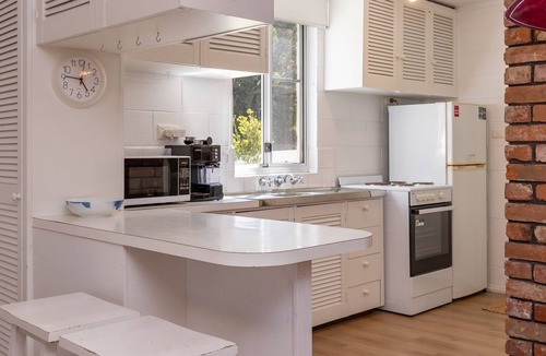 Boomerang Beach Villa | Blueys Beach Villa Manyana 11