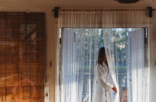 Lovedale Villa | Boathouse 2 - Hunter Valley Couples Retreat, Bathhouse 2 at Leaves and Fishes