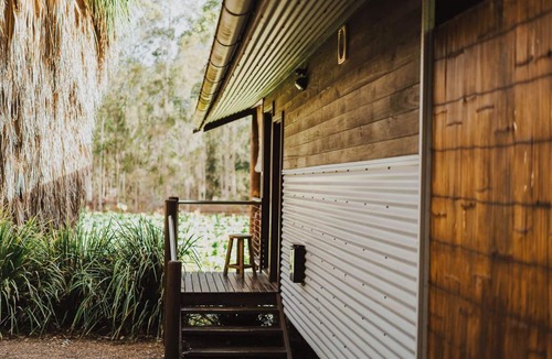 Lovedale Villa | Boathouse 4 - Hunter Valley Couples Retreat, Bathhouse 4 at Leaves and Fishes