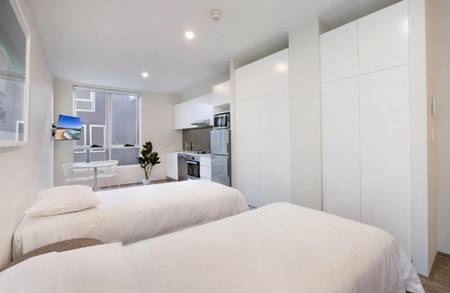 Bondi Apartment | Bondi Beach Studio King Suite 1