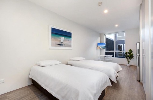 Bondi Apartment | Bondi Beach Studio King Suite 1