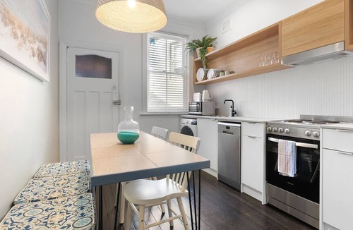 Bondi Apartment | Bondi Lifestyle Apartment, Walk to Totti's & Cafes