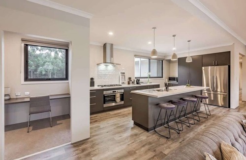 Wilyabrup House | Bonnie & Piper—Lakeside & Wine Country Living