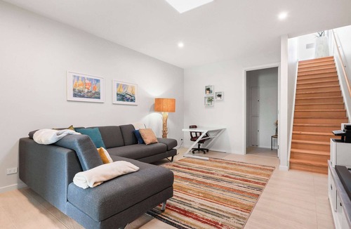 Encounter Bay Villa | BOOK 3, PAY FOR 2 NIGHTS The Bluff Villa 4-121 Franklin Pde Encounter Bay