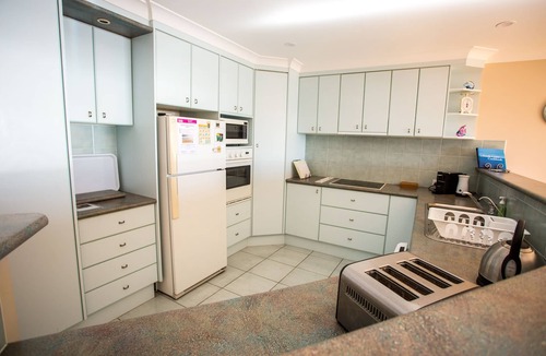 Mollymook Beach House | Book for this winter - 25% off - EARLY WINTER SAVINGS! Golf; weddings; wineries