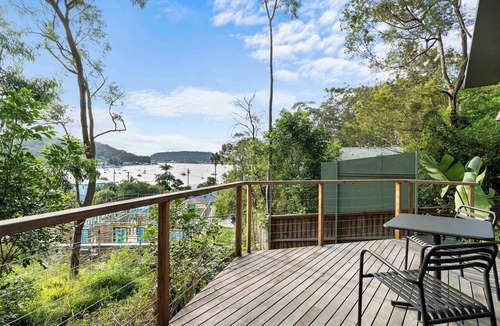 Pretty Beach Central Coast Cabin | Bouddi Cabin: Stargazing Outdoor Bath