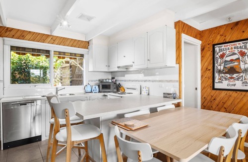 Jan Juc House | Boulevard Beach House 500m to Surf Beach Pet Friendly