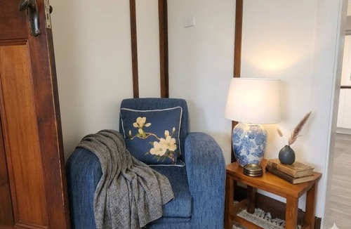 Sandy Bay House | Bowen Toft Villa- Private Sandy Bay Hideaway