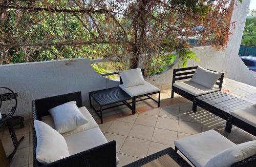Kingston Bed & Breakfast | BR Rooms in a Shared house
