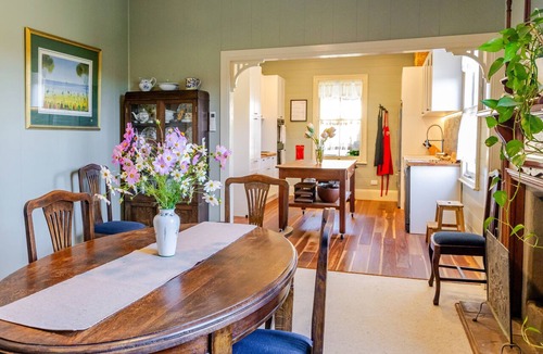 Candelo Cottage | BRAEMAR HOUSE | Historic Village Stay with Verandah Charm