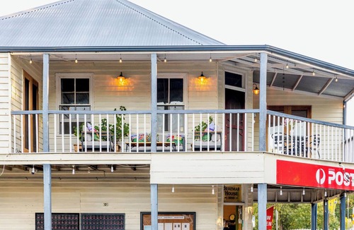 Candelo Cottage | BRAEMAR HOUSE | Historic Village Stay with Verandah Charm