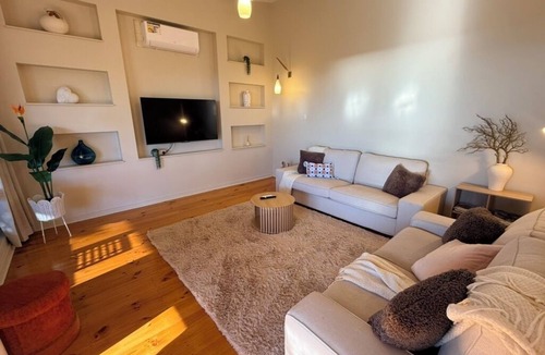 Seacombe Heights House | Braeside View a coastal haven for families/couples
