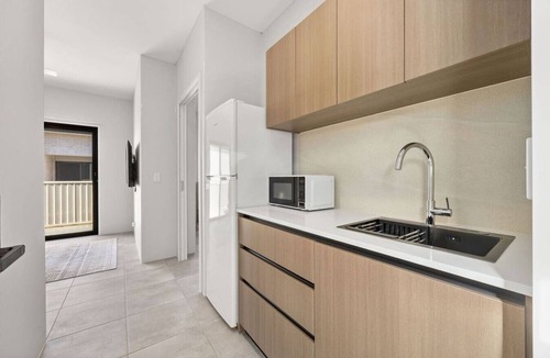 Caboolture House | Brand New - Apartment (3) Queen Bed
