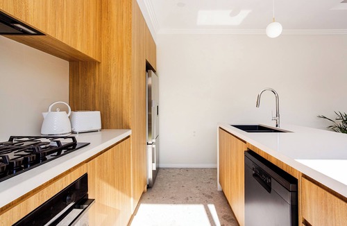 Doubleview House | Brand new luxury home 5-minute to Scarborough Beach