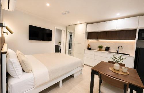 Willetton House | Brand New Studio Retreat in Perth