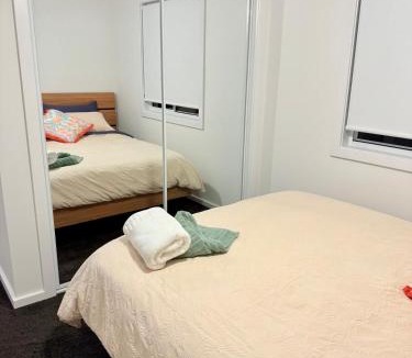 Singleton Heights Apartment | Brand New Two Bedroom Modern Retreat in Singleton