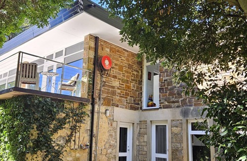 Crafers West House | Breathtaking house in Crafers West - sleeps 10
