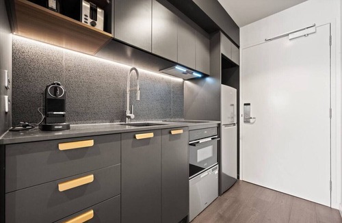 Braddon Apartment | Breathtaking Studio w/Parking In Heart Of Braddon