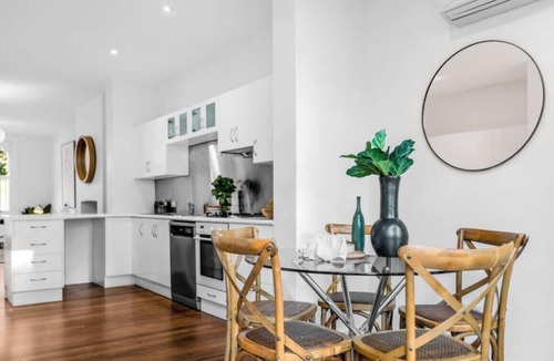 Glebe House | Bridge House - 3BR/Glebe/Garage/Pet Friendly
