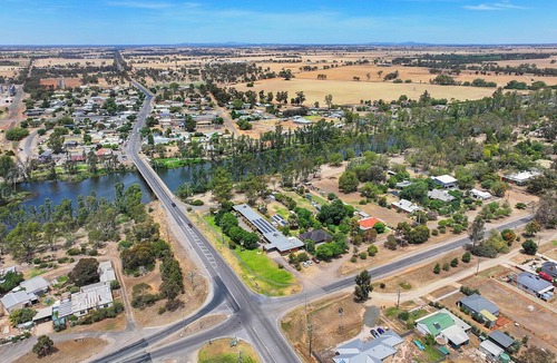 Bridgewater on Loddon Hotel | Bridgewater Motel