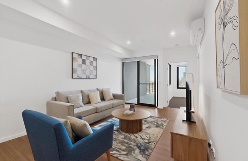 Cannington Apartment | Bright Newly 2 Bed Apartment with Balcony Views
