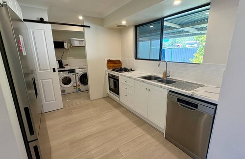 Broadwater House | Broadwater Beach Cottage