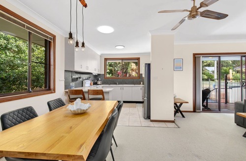 Coffs Harbour House | Brodie Getaway - 3 Brm with Private Pool, Pet Friendly, Near beach and creek.