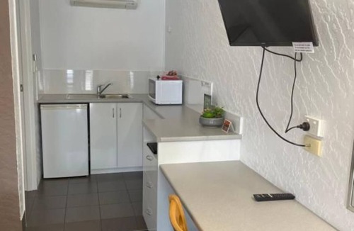 Bundaberg West Hotel | Bundaberg Spanish Motor Inn