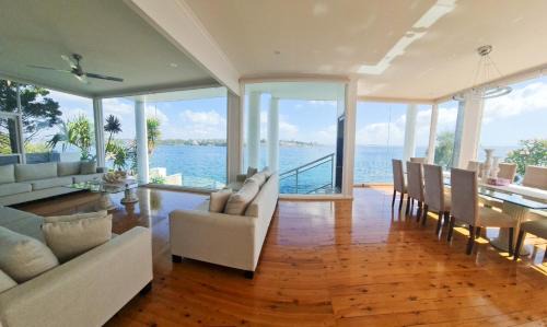 Bundeena House | Bundeena Waterfront Pavilion