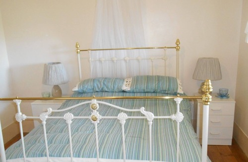 Dalrymple House | Bungalow at the Beach
