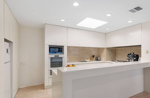 Portsea House | Burnscliff private beach access and residence
