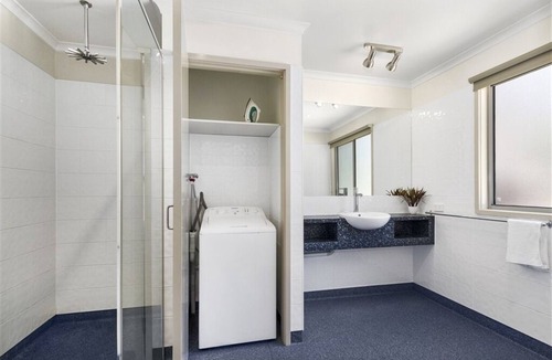 Forge Creek Apartment | Burrabogie - 1 Nt(waterfront)